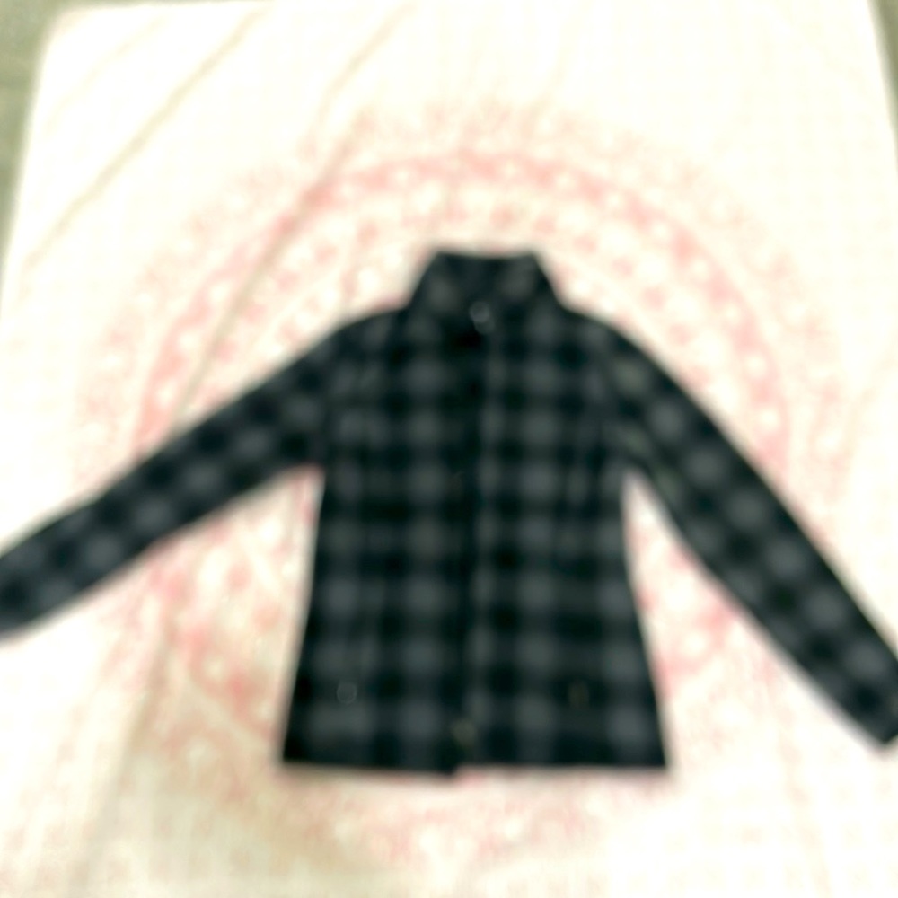 Amazon essentials small black and grey jacket
